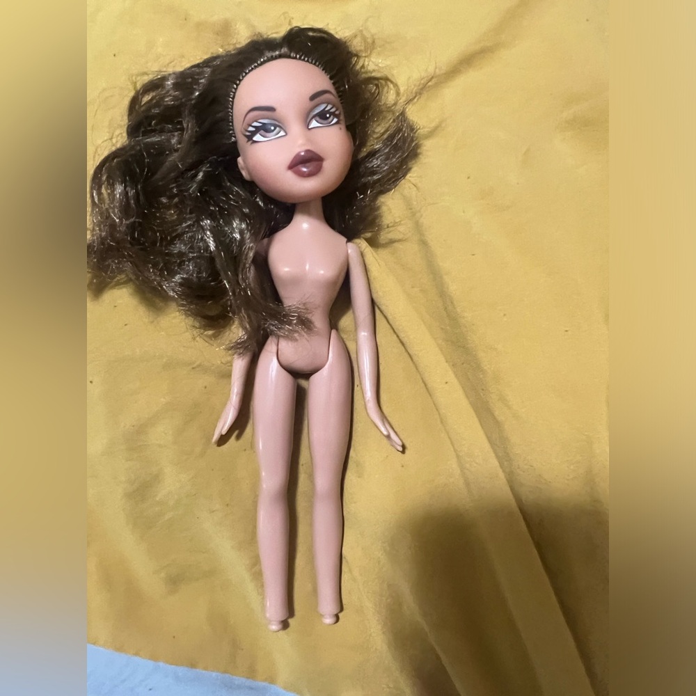 Bratz doll - Yasmin